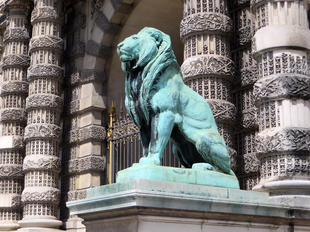The Origins and Symbolism of Lions Gate