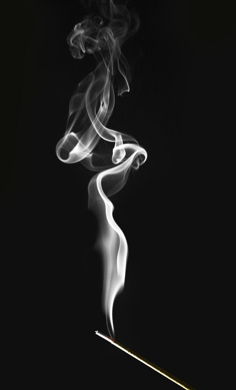 Spiritual and Medical Meaning of Smelling Smoke